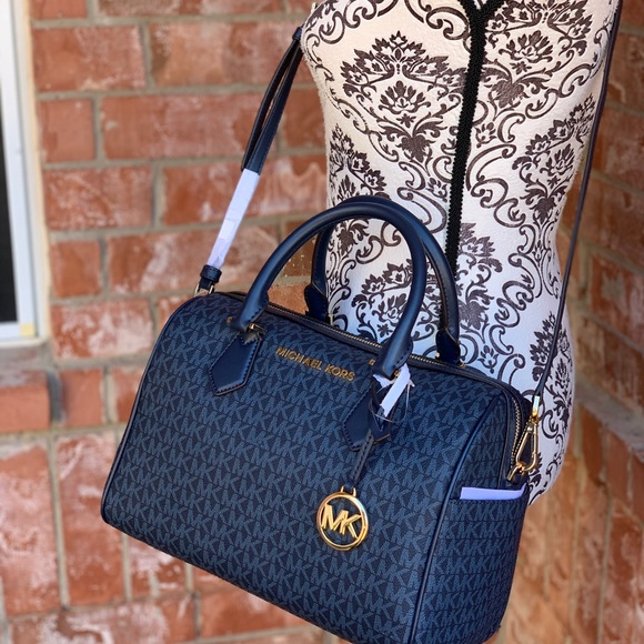 Michael Michael Kors Beford Large Duffle Satchel - Picture 3 of 8